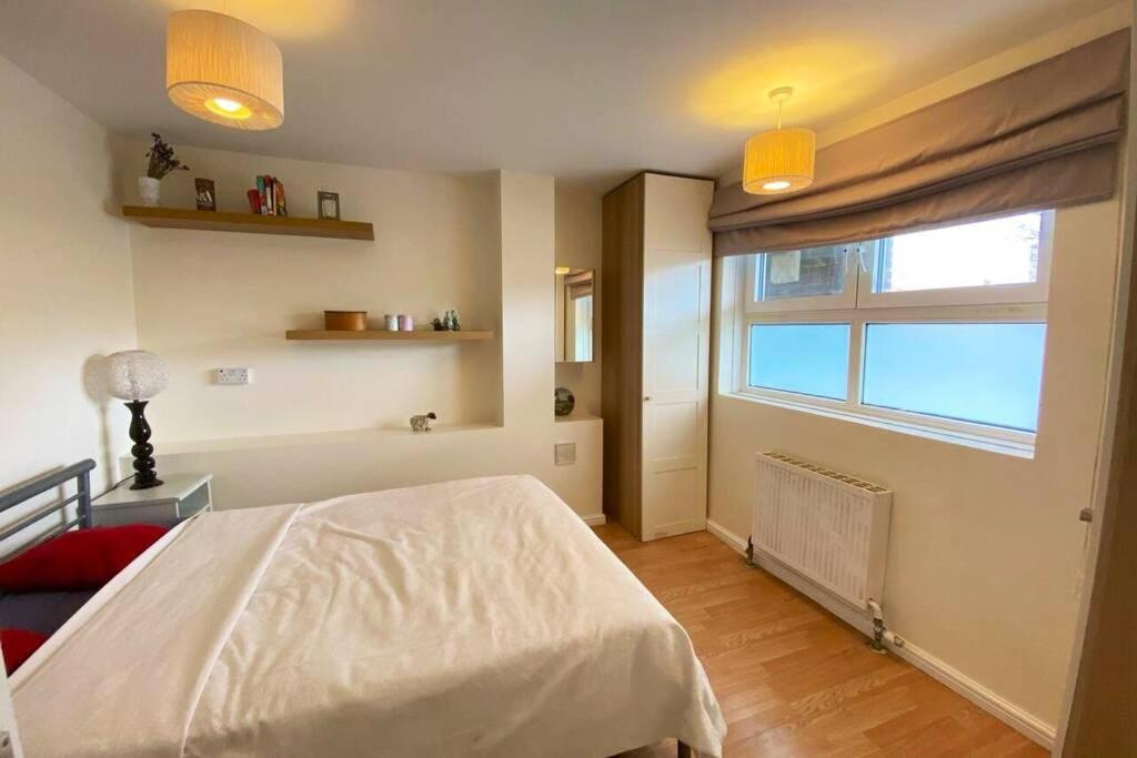Two Bedroom Garden Flat In Zone 2 Λονδίνο Εξωτερικό φωτογραφία
